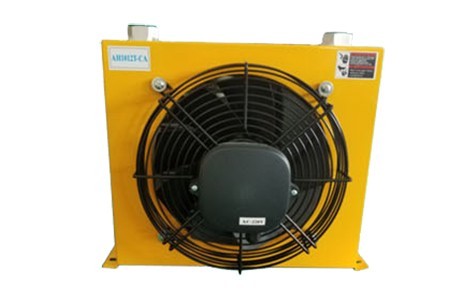 Маслоохладитель AH1012T Маслоохладитель AH1012T